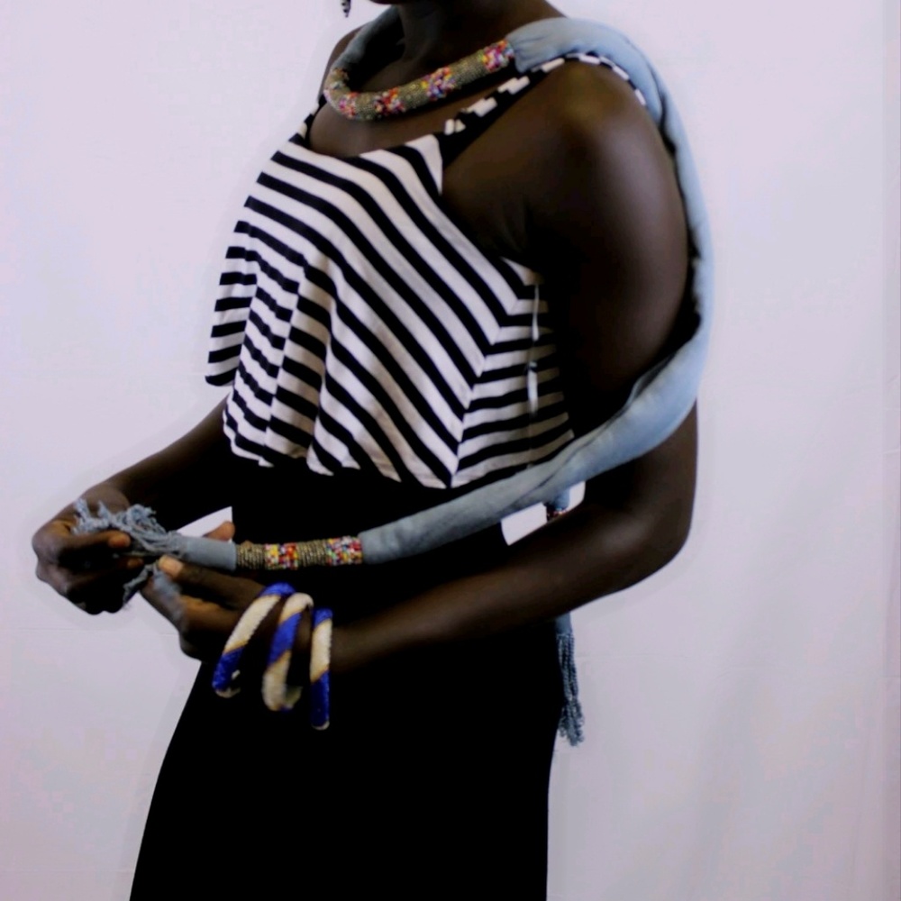 Scarfs - Picture 2 of 3